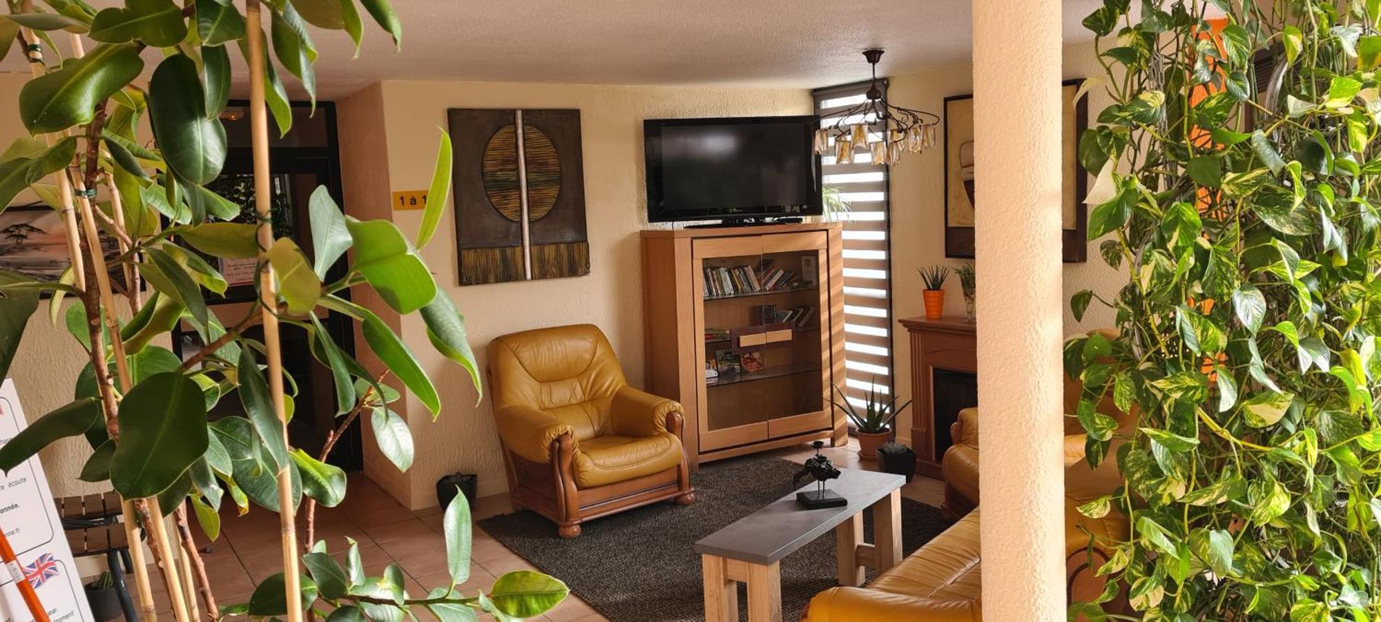 Hotel L'Etoile Aeroport - A61 Carcassonne Eksteriør billede