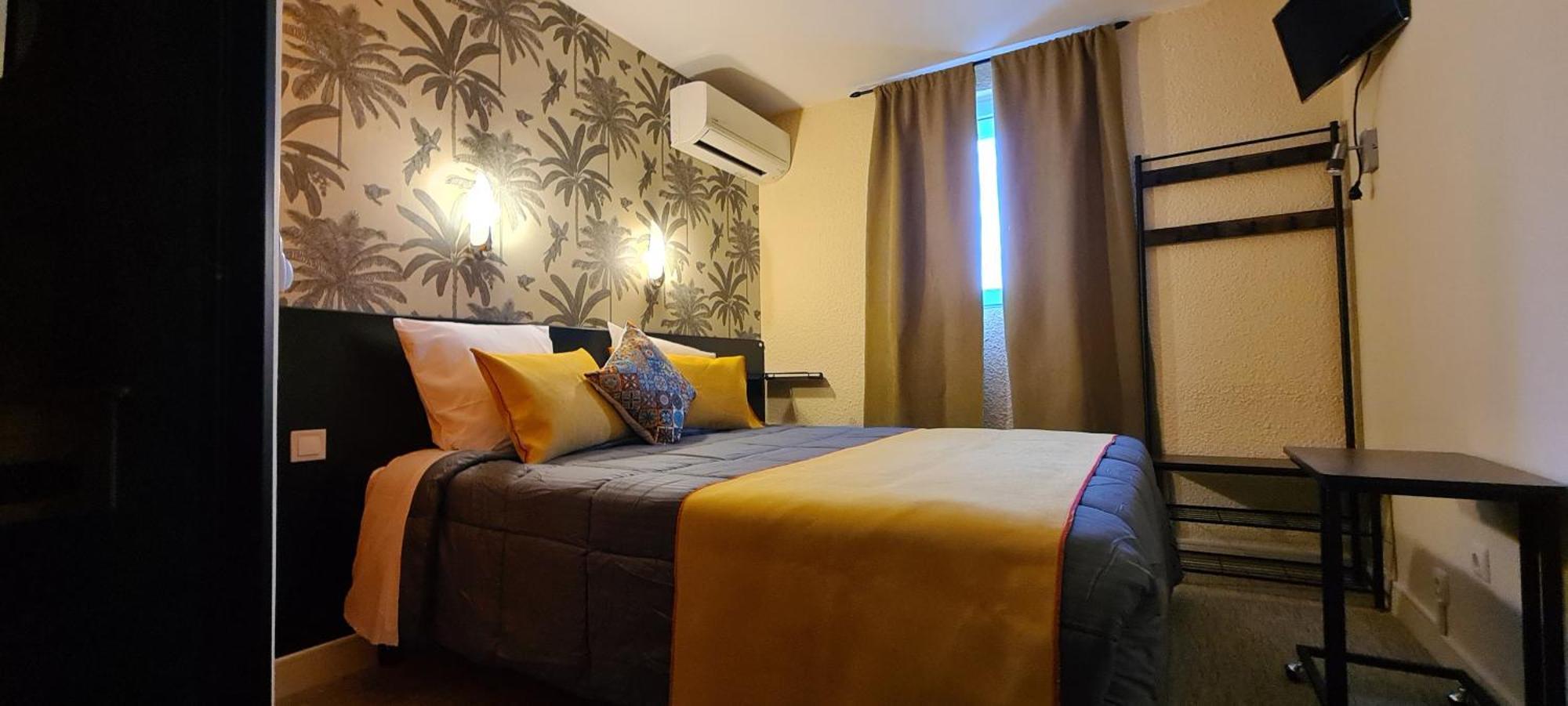 Hotel L'Etoile Aeroport - A61 Carcassonne Eksteriør billede