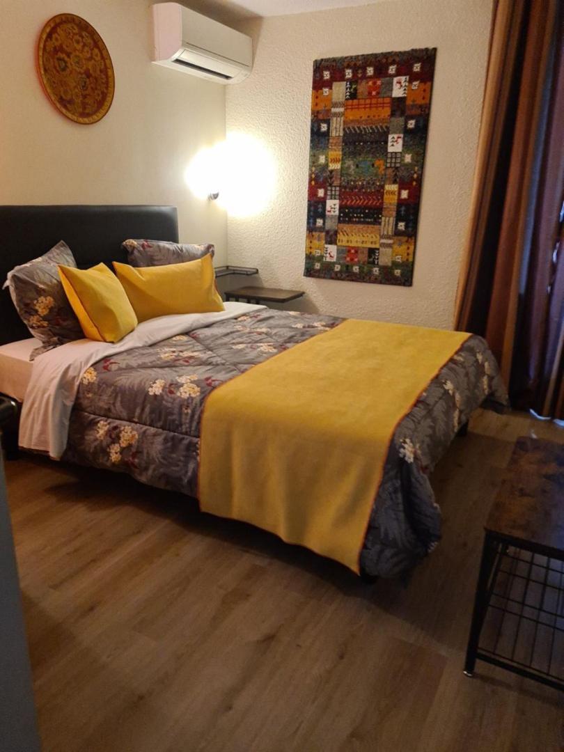 Hotel L'Etoile Aeroport - A61 Carcassonne Eksteriør billede