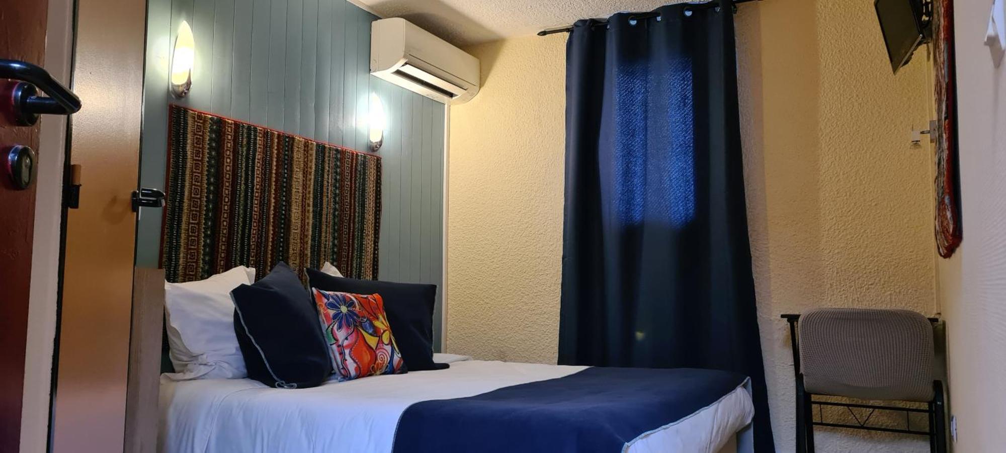 Hotel L'Etoile Aeroport - A61 Carcassonne Eksteriør billede